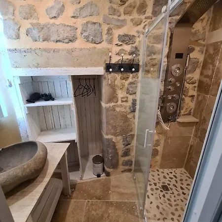 דירה Du Vallon Des Sources מילאו