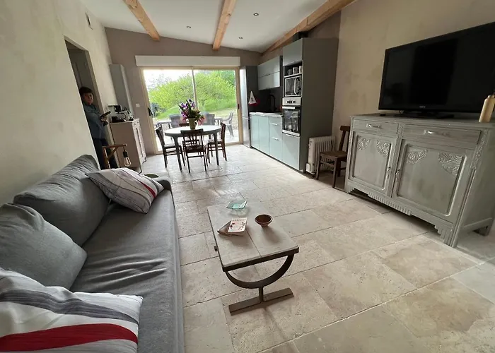 Du Vallon Des Sources Apartamento Millau